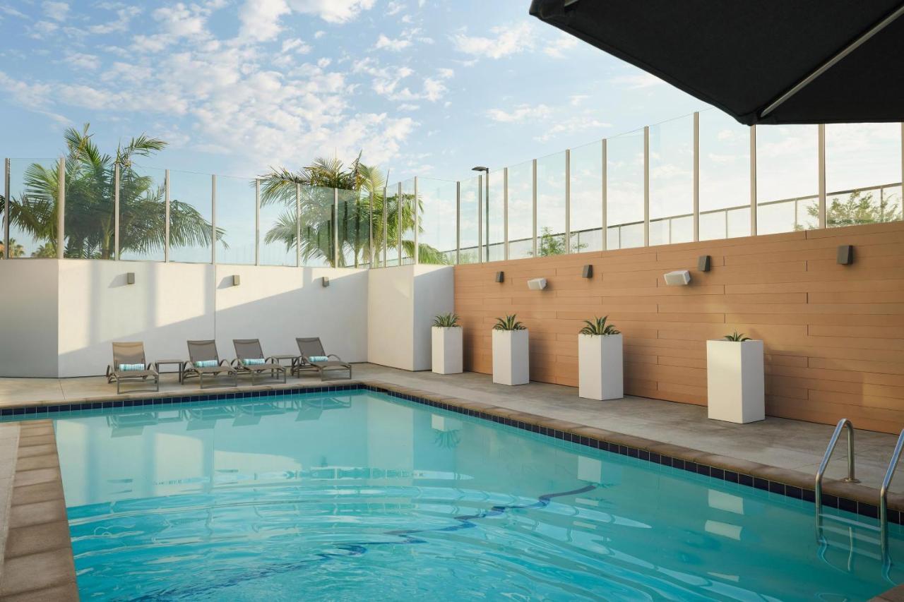 Element Anaheim Resort Convention Center Εξωτερικό φωτογραφία